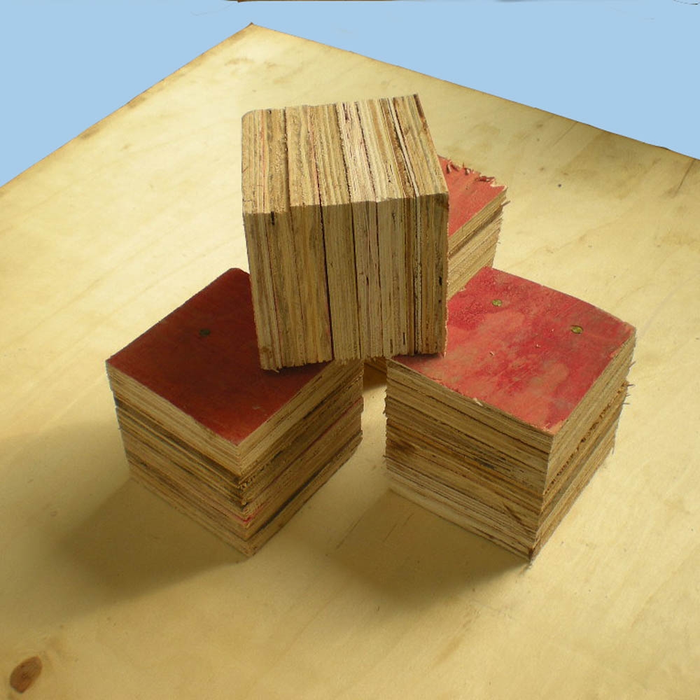 膠合闆腳墩(dun)